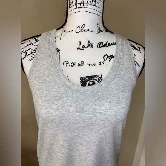 Lululemon Women’s Love Tank in Light Gray, Size 6 - Picture 4 of 12
